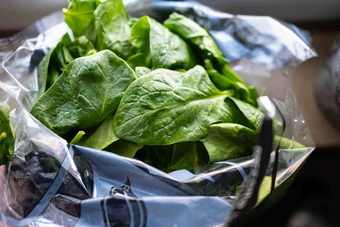 Spinatsalat